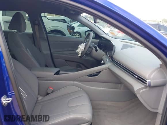 2023 Hyundai Elantra SEL с VIN KMHLS4AG7PU564835, выставлен на аукционе IAAI как лот 42845427 с пробегом 26 087 миль миль и . История ставок и продаж доступна на DreamBid. Изображение 5.