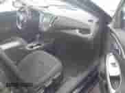 2016 Chevrolet Malibu LS z VIN 1G1ZB5ST6GF315374, wystawiony jako IAAI lot #43417917 z przebiegiem 195 320 mil mil oraz . Historia ofert i sprzedaży dostępna na DreamBid. Obrazek 5.