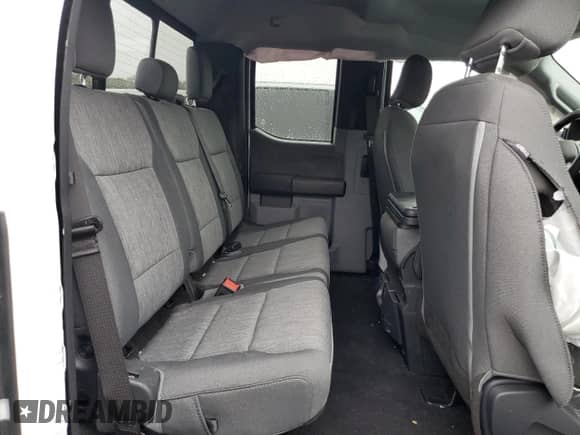 2023 Ford F-250 XL z VIN 1FT8X2BA3PEC95740, wystawiony jako Copart lot #68898844 z przebiegiem 10 044 mil mil oraz Szkoda całkowita • Salvage title. Historia ofert i sprzedaży dostępna na DreamBid. Obrazek 10.