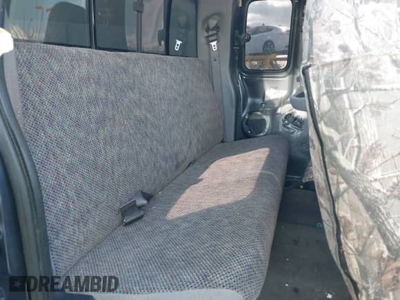 1999 Dodge 2500 with VIN 3B7KF2367XG174415, listed as a IAAI auction lot 41662623 with 260,853 mi miles and . Bid and sale history available at DreamBid. Image 8.