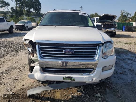 2010 Ford Explorer XLT с VIN 1FMEU6DE5AUA45802, выставлен на аукционе Copart как лот 69357075 с пробегом 172 950 миль миль и Списание • Salvage title. История ставок и продаж доступна на DreamBid. Изображение 5.