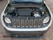 2017 Jeep Renegade Latitude z VIN ZACCJABB5HPF83508, wystawiony jako Copart lot #70333805 z przebiegiem 62 868 mil mil oraz Szkoda całkowita • Salvage title. Historia ofert i sprzedaży dostępna na DreamBid. Obrazek 12.