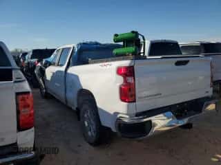 2022 Chevrolet Silverado 1500 LT z VIN 3GCUYDED0NG112281, wystawiony jako Copart lot #72993153 z przebiegiem Nie podano mil oraz Czysty tytuł • Clean title. Historia ofert i sprzedaży dostępna na DreamBid. Obrazek 2.