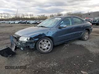 2007 Volvo S60 2.5L Turbo с VIN YV1RH592472623955, выставлен на аукционе Copart как лот 82886134 с пробегом 215 204 миль миль и Списание • Salvage title. История ставок и продаж доступна на DreamBid. Изображение 1.