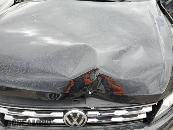 2021 Volkswagen Tiguan SE z VIN 3VV2B7AX0MM001984, wystawiony jako Copart lot #69985025 z przebiegiem Nie podano mil oraz Szkoda całkowita • Salvage title. Historia ofert i sprzedaży dostępna na DreamBid. Obrazek 11.