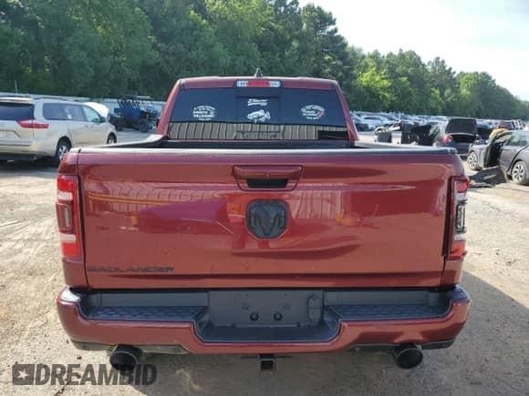 2023 Ram 1500 Big Horn z VIN 1C6SRFFT1PN589437, wystawiony jako Copart lot #64971365 z przebiegiem 19 634 mil mil oraz Szkoda całkowita • Salvage title. Historia ofert i sprzedaży dostępna na DreamBid. Obrazek 6.