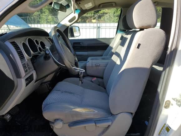 2012 Toyota Tundra с VIN 5TFRM5F12CX044487, выставлен на аукционе Copart как лот 87424685 с пробегом 175 765 миль миль и Чистый • Clean title. История ставок и продаж доступна на DreamBid. Изображение 7.
