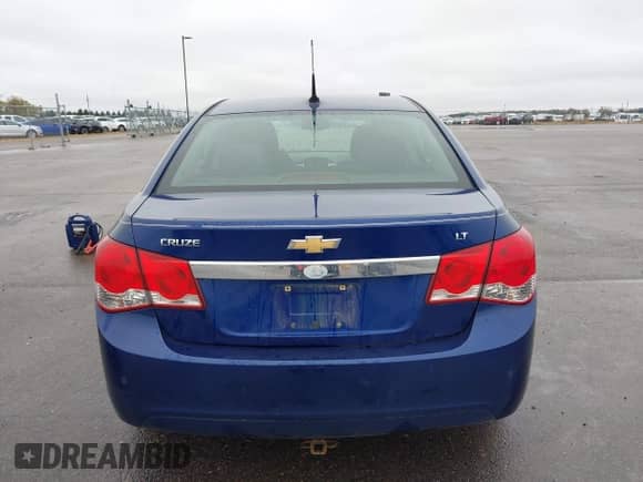 2012 Chevrolet Cruze 1LT z VIN 1G1PF5SC4C7307807, wystawiony jako IAAI lot #43452141 z przebiegiem 147 559 mil mil oraz . Historia ofert i sprzedaży dostępna na DreamBid. Obrazek 16.