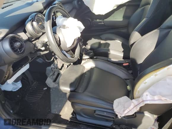 2016 MINI Hardtop с VIN WMWXP5C5XG2D13540, выставлен на аукционе Copart как лот 84736905 с пробегом 144 289 миль миль и Чистый • Clean title. История ставок и продаж доступна на DreamBid. Изображение 7.