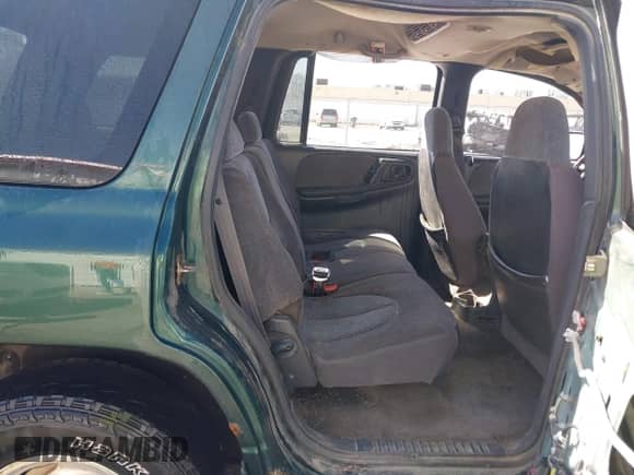 1998 Dodge Durango with VIN 1B4HS28Y9WF150727, listed as a IAAI auction lot 41789149 with 235,449 mi miles and . Bid and sale history available at DreamBid. Image 8.