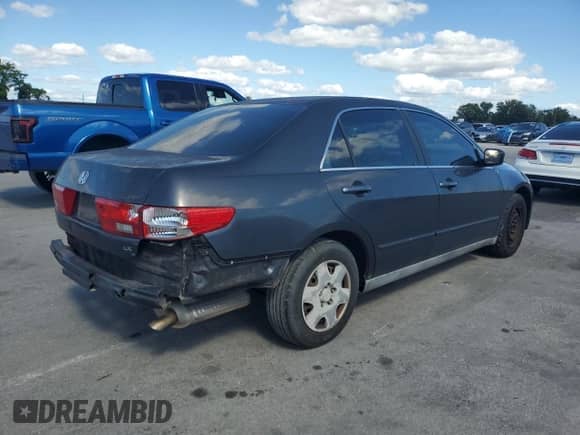 2005 Honda Accord LX with VIN 1HGCM56405A114267, listed as a Copart auction lot 80959555 with 317,565 mi miles and Salvage title. Bid and sale history available at DreamBid. Image 3.