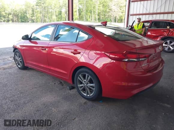 2017 Hyundai Elantra SE with VIN 5NPD84LF3HH186049, listed as a IAAI auction lot 42739276 with 47,756 mi miles and . Bid and sale history available at DreamBid. Image 3.