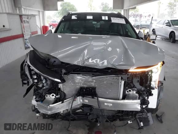 2025 Kia Sorento S z VIN 5XYRL4JC7SG351127, wystawiony jako IAAI lot #43171772 z przebiegiem 5 669 mil mil oraz . Historia ofert i sprzedaży dostępna na DreamBid. Obrazek 6.