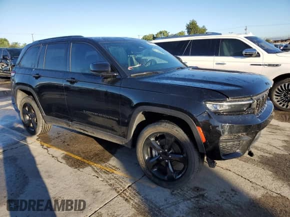 2023 Jeep Grand Cherokee Altitude с VIN 1C4RJGAG6PC662909, выставлен на аукционе Copart как лот 86827705 с пробегом 24 008 миль миль и Списание • Salvage title. История ставок и продаж доступна на DreamBid. Изображение 4.