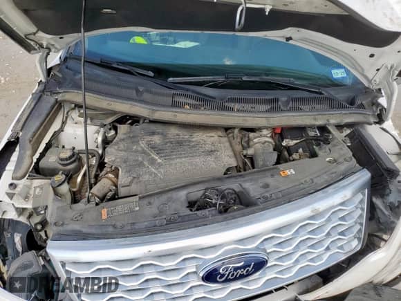 2017 Ford Explorer Platinum с VIN 1FM5K8HT4HGD98468, выставлен на аукционе Copart как лот 69504445 с пробегом Не указан миль и Списание • Salvage title. История ставок и продаж доступна на DreamBid. Изображение 12.