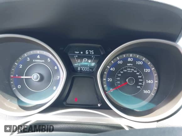 2015 Hyundai Elantra SE z VIN KMHDH4AE2FU223357, wystawiony jako IAAI lot #42376887 z przebiegiem 87 000 mil mil oraz . Historia ofert i sprzedaży dostępna na DreamBid. Obrazek 7.