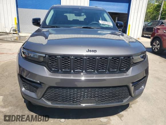 2023 Jeep Grand Cherokee Limited z VIN 1C4RJHBG6PC560434, wystawiony jako Copart lot #70261835 z przebiegiem Nie podano mil oraz Szkoda całkowita • Salvage title. Historia ofert i sprzedaży dostępna na DreamBid. Obrazek 5.