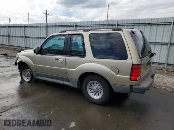 2001 Ford Explorer with VIN 1FMCU60E71UB41427, listed as a Copart auction lot 43084394 with 199,692 mi miles and Salvage title. Bid and sale history available at DreamBid. Image 2.