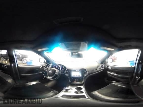 2015 Jeep Grand Cherokee Altitude z VIN 1C4RJFAG2FC157698, wystawiony jako Copart lot #70369305 z przebiegiem 142 461 mil mil oraz Szkoda całkowita • Salvage title. Historia ofert i sprzedaży dostępna na DreamBid. Obrazek 14.