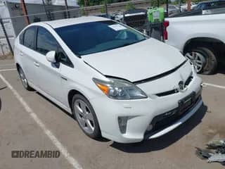 2013 Toyota Prius One z VIN JTDKN3DU3D5583231, wystawiony jako IAAI lot #42256796 z przebiegiem 279 931 mil mil oraz . Historia ofert i sprzedaży dostępna na DreamBid. Obrazek 1.