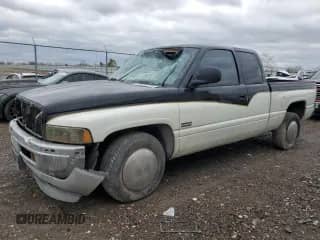 1999 Dodge 1500 with VIN 3B7HC12Y8XG189909, listed as a Copart auction lot 87682755 with Not provided miles and Salvage title. Bid and sale history available at DreamBid. Image 1.