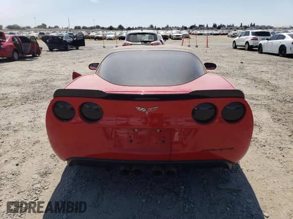 2006 Chevrolet Corvette with VIN 1G1YY25U365111505, listed as a Copart auction lot 70690885 with 105,681 mi miles and Salvage title. Bid and sale history available at DreamBid. Image 6.