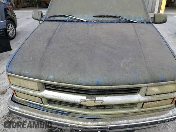1997 Chevrolet Silverado 1500 z VIN 1GCEK14M7VE226257, wystawiony jako Copart lot #70229755 z przebiegiem 132 114 mil mil oraz Czysty tytuł • Clean title. Historia ofert i sprzedaży dostępna na DreamBid. Obrazek 11.