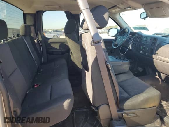 2013 Chevrolet Silverado 1500 LT z VIN 1GCRCSE06DZ106537, wystawiony jako Copart lot #86861125 z przebiegiem 118 938 mil mil oraz Szkoda całkowita • Salvage title. Historia ofert i sprzedaży dostępna na DreamBid. Obrazek 10.
