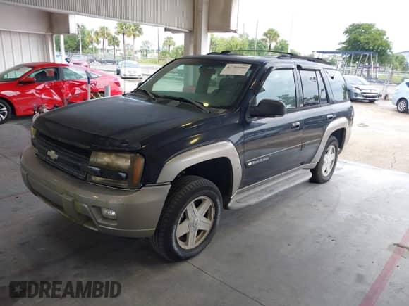 2003 Chevrolet TrailBlazer LT с VIN 1GNDS13S632221990, выставлен на аукционе IAAI как лот 42705466 с пробегом 123 759 миль миль и . История ставок и продаж доступна на DreamBid. Изображение 2.