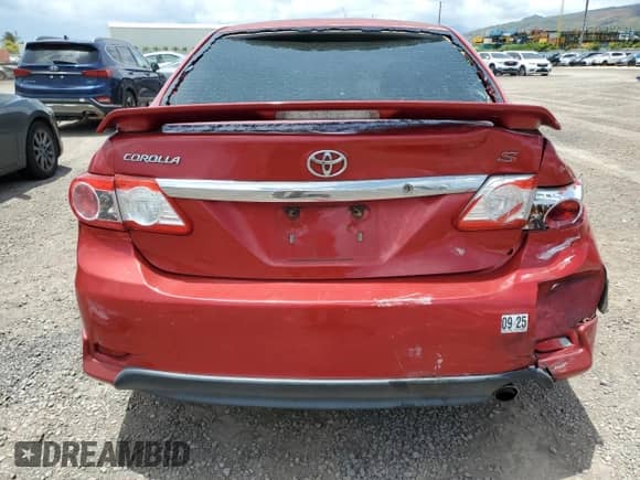 2011 Toyota Corolla S z VIN 2T1BU4EE1BC621412, wystawiony jako Copart lot #56258385 z przebiegiem 159 292 mil mil oraz Szkoda całkowita • Salvage title. Historia ofert i sprzedaży dostępna na DreamBid. Obrazek 6.
