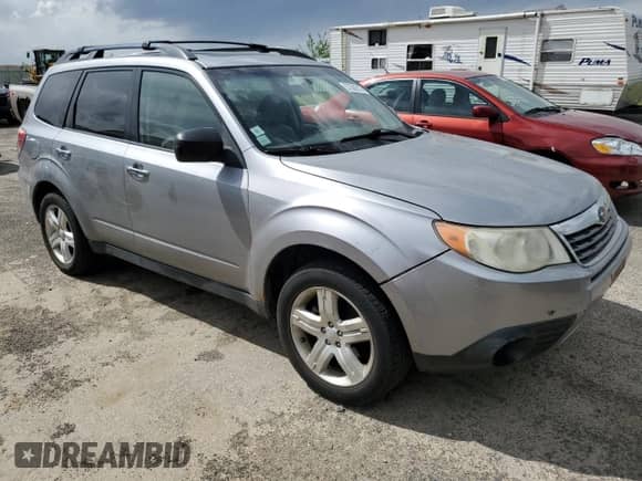 2009 Subaru Forester X with VIN JF2SH63629G784773, listed as a Copart auction lot 57362515 with 127,263 mi miles and Non repairable. Bid and sale history available at DreamBid. Image 4.