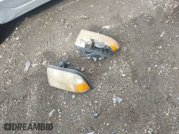 1998 Jeep Grand Cherokee с VIN 1J4FX48SXWC299291, выставлен на аукционе IAAI как лот 43122863 с пробегом 204 231 миль миль и . История ставок и продаж доступна на DreamBid. Изображение 12.