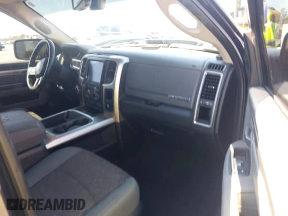 2018 Ram 1500 Big Horn with VIN 1C6RR7GG0JS218820, listed as a IAAI auction lot 41747621 with 114,959 mi miles and . Bid and sale history available at DreamBid. Image 5.