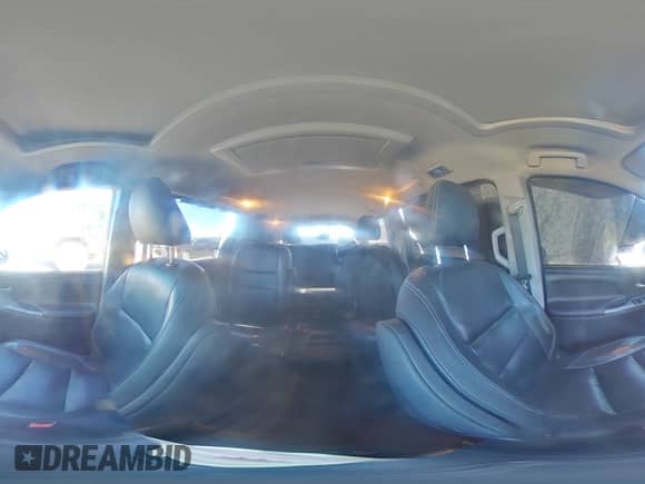 2018 Toyota Sienna SE with VIN 5TDXZ3DC9JS930049, listed as a Copart auction lot 71916775 with 85,611 mi miles and Salvage title. Bid and sale history available at DreamBid. Image 16.