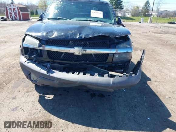 2003 Chevrolet Avalanche with VIN 3GNEK13T53G157476, listed as a IAAI auction lot 42049860 with 79,616 mi miles and . Bid and sale history available at DreamBid. Image 6.