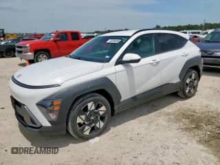 2024 Hyundai Kona SEL с VIN KM8HC3AB6RU045733, выставлен на аукционе Copart как лот 65096365 с пробегом 17 295 миль миль и Чистый • Clean title. История ставок и продаж доступна на DreamBid. Изображение 1.