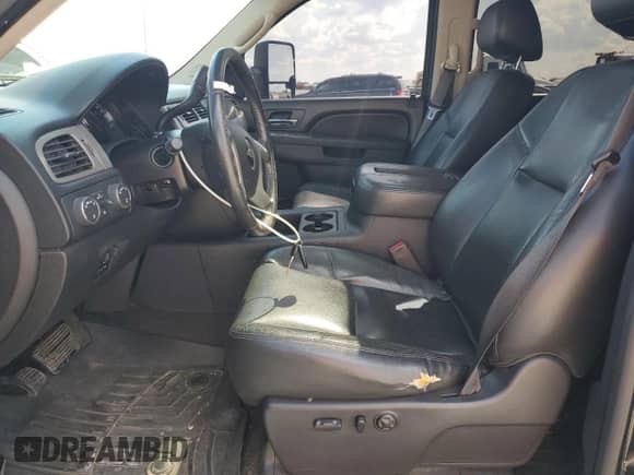 2013 Chevrolet Silverado 1500 LTZ z VIN 3GCPKTE21DG356446, wystawiony jako Copart lot #80659935 z przebiegiem 184 173 mil mil oraz Szkoda całkowita • Salvage title. Historia ofert i sprzedaży dostępna na DreamBid. Obrazek 7.