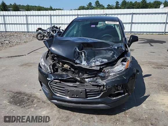 2017 Chevrolet Trax LS z VIN 3GNCJNSB0HL289702, wystawiony jako Copart lot #68329495 z przebiegiem 75 713 mil mil oraz Szkoda całkowita • Salvage title. Historia ofert i sprzedaży dostępna na DreamBid. Obrazek 14.