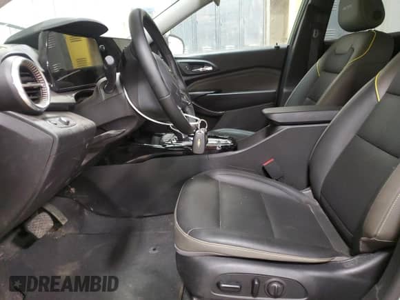 2025 Chevrolet Trax ACTIV с VIN KL77LKEP6SC046891, выставлен на аукционе Copart как лот 47522695 с пробегом 9 656 миль миль и Списание • Salvage title. История ставок и продаж доступна на DreamBid. Изображение 7.