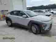 2025 Hyundai Kona SE с VIN KM8HA3AB8SU196911, выставлен на аукционе Copart как лот 66020125 с пробегом 22 503 миль миль и Списание • Salvage title. История ставок и продаж доступна на DreamBid. Изображение 4.