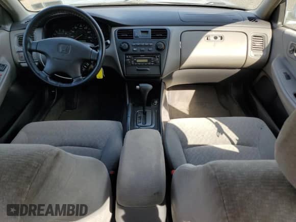 2001 Honda Accord LX with VIN 1HGCG66531A124744, listed as a Copart auction lot 70809655 with 81,927 mi miles and Salvage title. Bid and sale history available at DreamBid. Image 8.