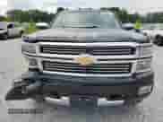 2015 Chevrolet Silverado 1500 High Country z VIN 3GCUKTEC4FG188932, wystawiony jako Copart lot #64050115 z przebiegiem 168 148 mil mil oraz Szkoda całkowita • Salvage title. Historia ofert i sprzedaży dostępna na DreamBid. Obrazek 5.
