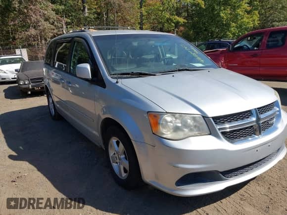 2011 Dodge Grand Caravan Mainstreet with VIN 2D4RN3DG7BR728914, listed as a IAAI auction lot 43389745 with 219,923 mi miles and . Bid and sale history available at DreamBid. Image 6.