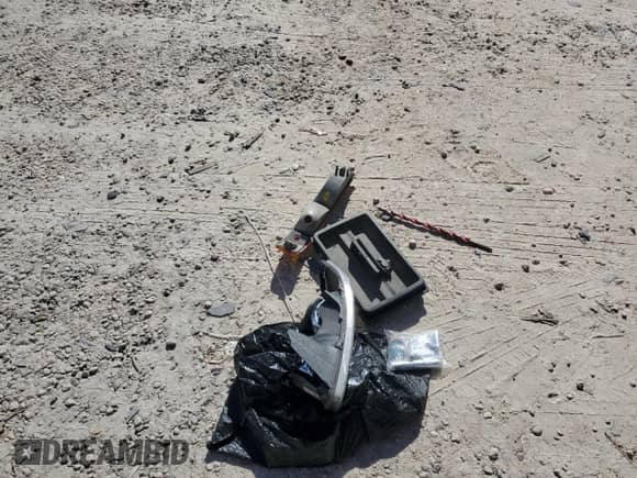 2019 Chevrolet Express Passenger LT z VIN 1GAZGPFG2K1194651, wystawiony jako Copart lot #79104414 z przebiegiem 137 683 mil mil oraz Szkoda całkowita • Salvage title. Historia ofert i sprzedaży dostępna na DreamBid. Obrazek 13.