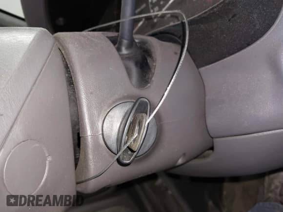 2001 Ford Explorer с VIN 1FMDU85P41UB09142, выставлен на аукционе IAAI как лот 43375649 с пробегом 178 831 миль миль и . История ставок и продаж доступна на DreamBid. Изображение 11.