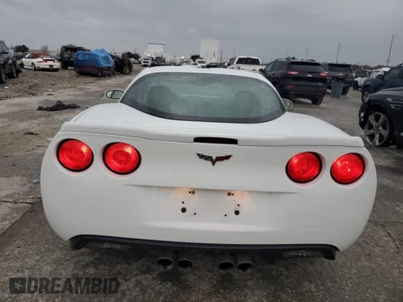 2012 Chevrolet Corvette 3LT с VIN 1G1YG2DW3C5100473, выставлен на аукционе Copart как лот 88649045 с пробегом 62 357 миль миль и Списание • Salvage title. История ставок и продаж доступна на DreamBid. Изображение 6.