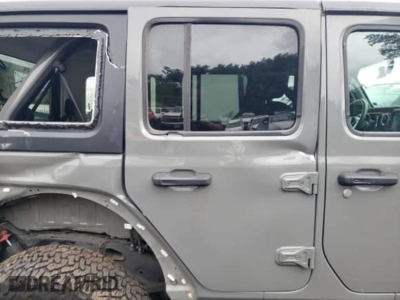 2023 Jeep Wrangler Rubicon with VIN 1C4HJXFNXPW693260, listed as a Copart auction lot 60275285 with 45,390 mi miles and Clean title. Bid and sale history available at DreamBid. Image 10.