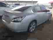 2012 Nissan Maxima S с VIN 1N4AA5AP1CC825807, выставлен на аукционе IAAI как лот 42745590 с пробегом Не указан миль и . История ставок и продаж доступна на DreamBid. Изображение 4.