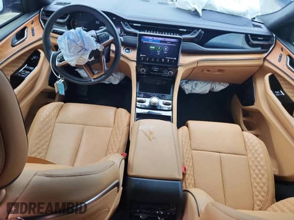 2024 Jeep Grand Cherokee Summit with VIN 1C4RJKET9R8536933, listed as a Copart auction lot 62397845 with 4,175 mi miles and Salvage title. Bid and sale history available at DreamBid. Image 8.