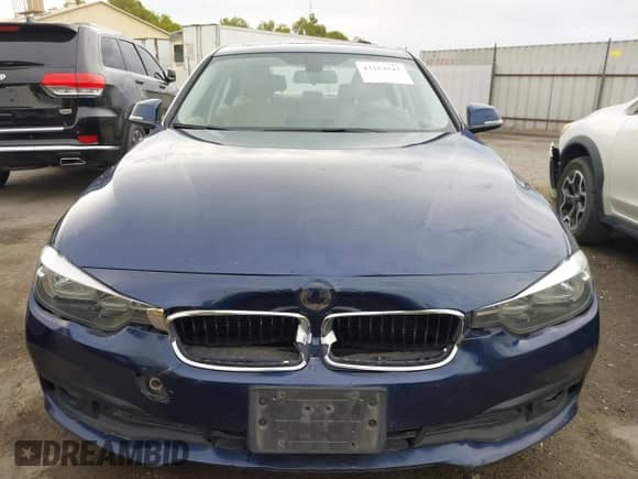 2016 BMW 3 Series 320i with VIN WBA8E1G54GNT35171, listed as a IAAI auction lot 43253543 with 173,115 mi miles and . Bid and sale history available at DreamBid. Image 12.